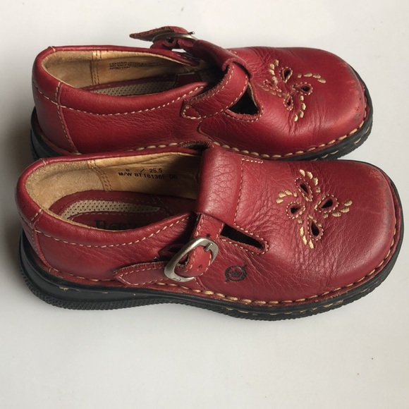 Born Red Leather Child’s Shoes Size 8/25.5 - Picture 3 of 8